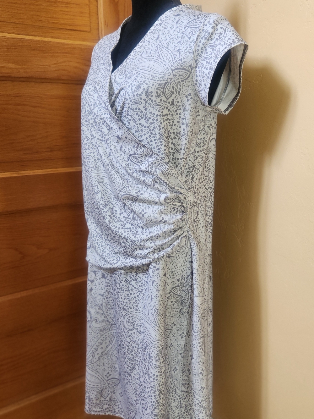 Athleta Light Gray Paisley Wrap Midi Dress